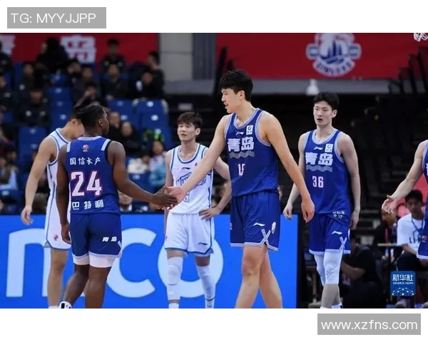 青岛国信水产新签外援助力球队冲击CBA联赛冠军，球迷期待新赛季表现